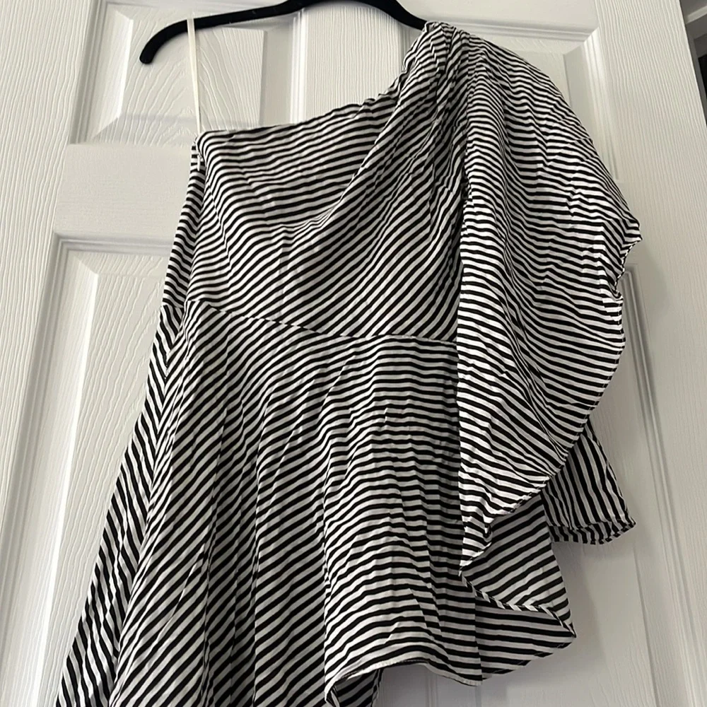 Halston Silk One Shoulder Top - Picture 2 of 16